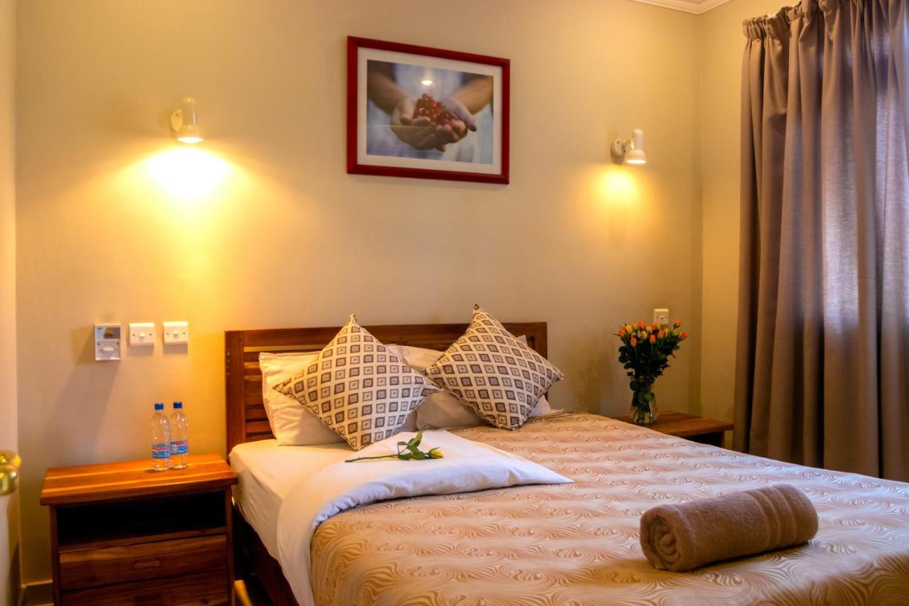 Shakespeare Court Serviced Apartments Lusaka Esterno foto