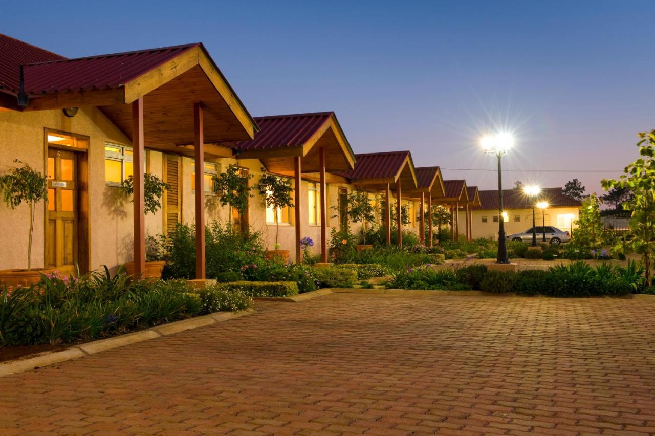 Shakespeare Court Serviced Apartments Lusaka Esterno foto